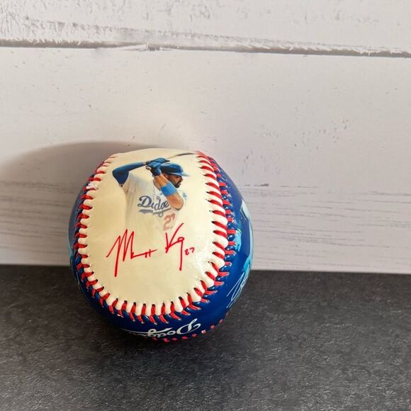 SGA Los Angeles Dodgers Tin Bank and Baseball - Picture 4 of 12